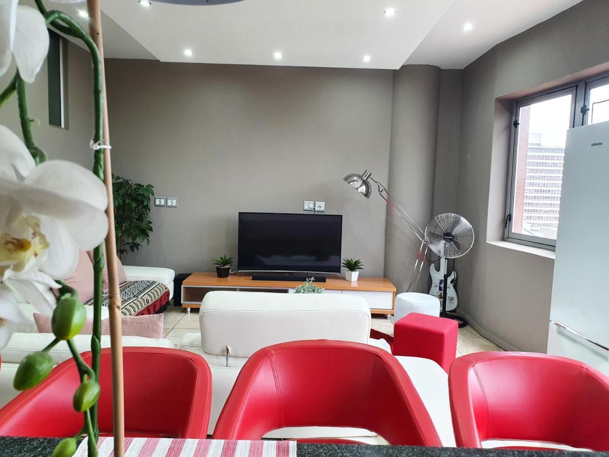 Franklin Luxury Apartment โจฮันเนสเบิร์ก ภายนอก รูปภาพ